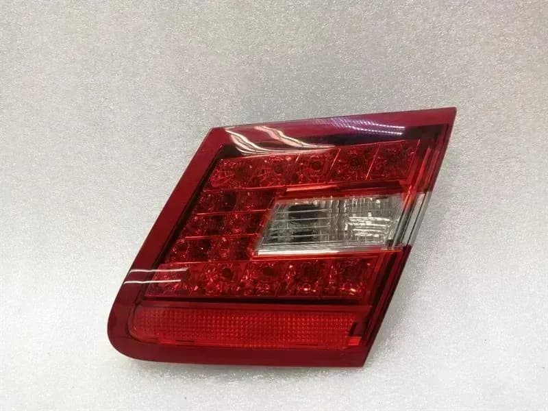 MERCEDES-BENZ Mercedes E Class W207 Right Rear Light A2078200464 Rear Light Rear Right