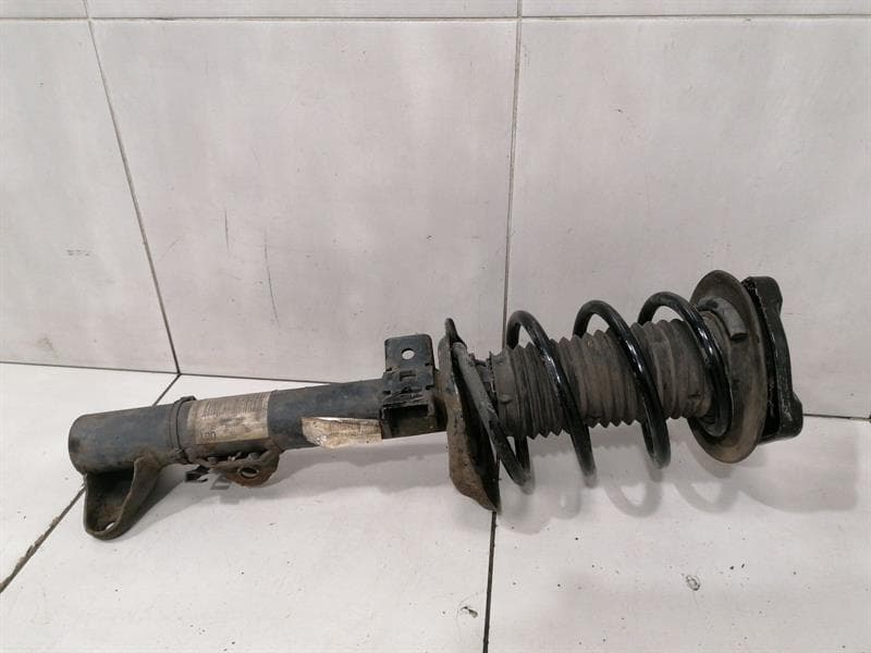 MERCEDES-BENZ Mercedes E Class W207 Shock Absorber Front A2073231900 Front Shock Absorber
