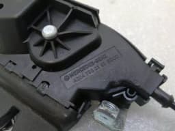 MERCEDES-BENZ Mercedes E Class W207 Boot Lock A2047500185 Tailgate Lock — thumbnail 4