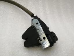 MERCEDES-BENZ Mercedes E Class W207 Boot Lock A2047500185 Tailgate Lock — thumbnail 2