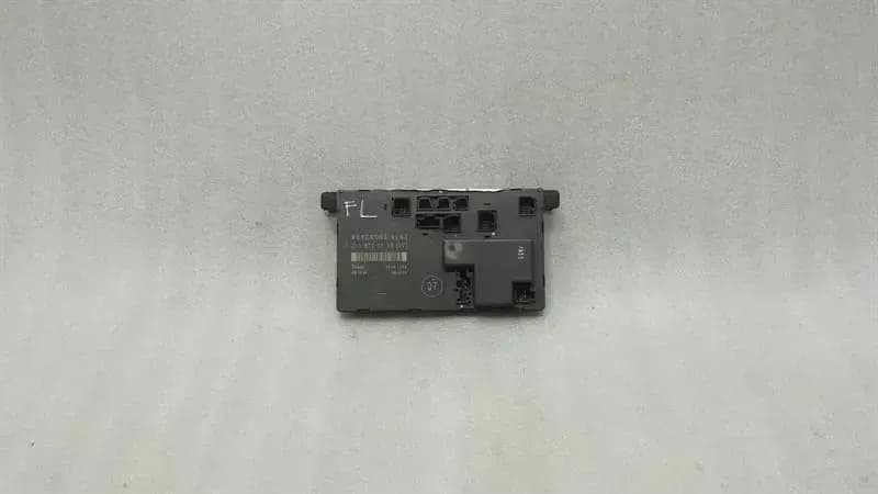 MERCEDES-BENZ Mercedes E Class W211 FLH Door Module A2118701126 Door Control Unit Front Left