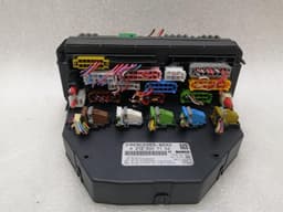 MERCEDES-BENZ Mercedes E Class W207 W212 Fuse Box A2129007104 Fuse Box — thumbnail 6