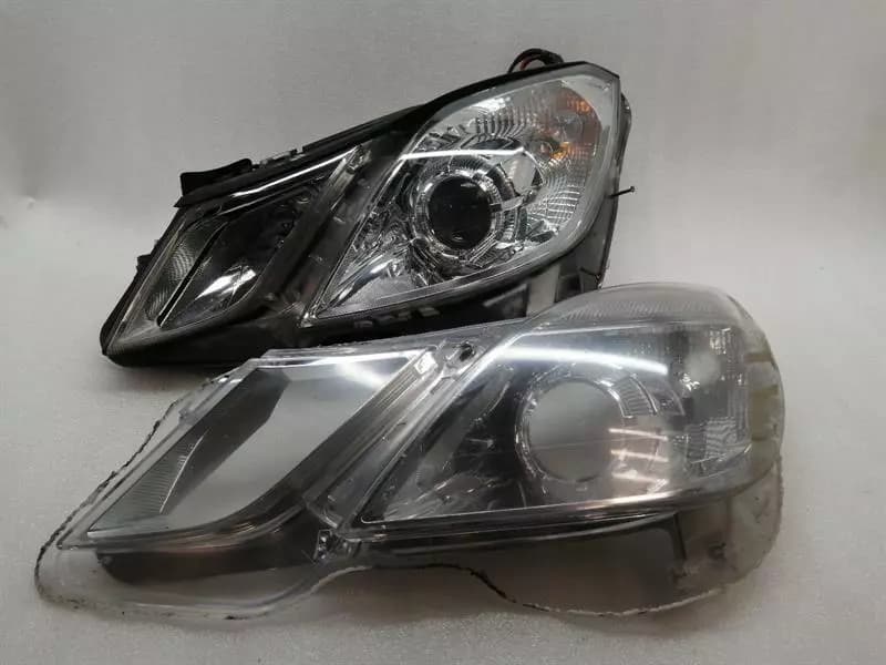 MERCEDES-BENZ Mercedes W207 Left Light A2078202961 Headlights Left + REPLACEMENT SCREEN
