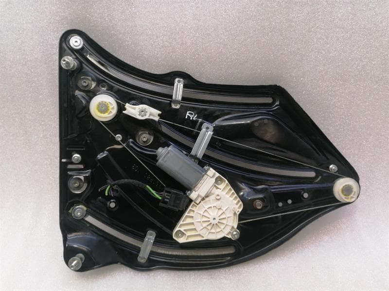 MERCEDES-BENZ Mercedes E Class W207 Left Rear Door Winder A2076700703 Window Regulator Rear Li