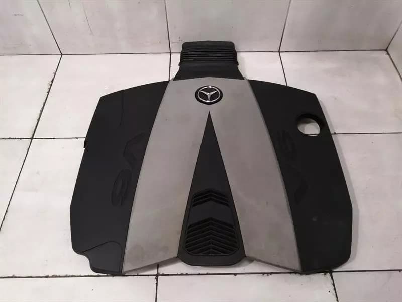 MERCEDES-BENZ Mercedes E Class W207 Engine Cover A6420105867 Engine Cover OM642