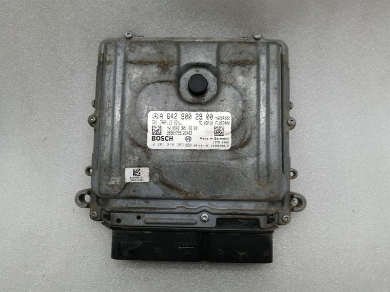 Mercedes E Class W207 Engine ECU A6429002900 Engine Control Unit OM642 CDI Diesel