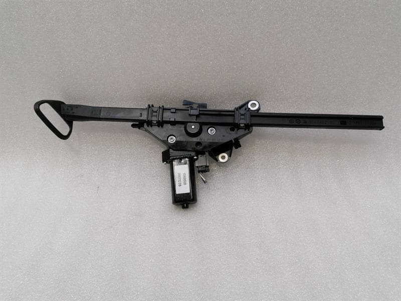 MERCEDES-BENZ Mercedes E Class W207 Right Seatbelt Feeder A2078600457 Right Belt Feeder