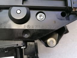 MERCEDES-BENZ Mercedes E Class W207 Right Seatbelt Feeder A2078600457 Right Belt Feeder — thumbnail 4