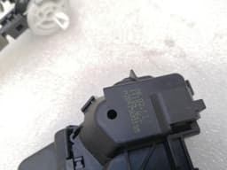 MERCEDES-BENZ Mercedes E Class W207 boat lock A2043500485 tailgate lock — thumbnail 4