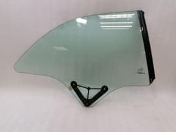 MERCEDES-BENZ Mercedes E W207 right rear quarter glass A2076700410 door window 1/4 rear right — thumbnail 2
