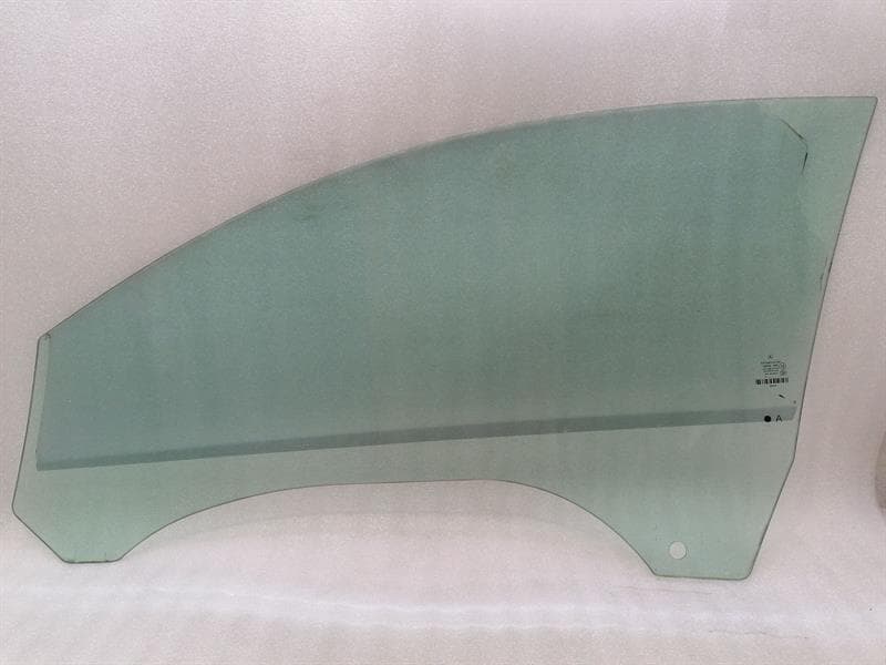 MERCEDES-BENZ Mercedes E Class W207 Right Front Door Glass A2077250410 Door Window Front Right