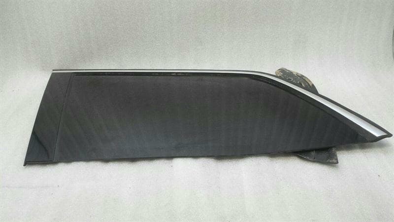 Mercedes GL X166 Left Rear 1/4 Glass A1666700349 Door Window 1/4 Rear Left