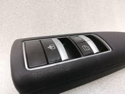 MERCEDES-BENZ Mercedes S-Class W221 RLH window switch A2218709510 rear window switch left — thumbnail 4