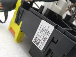 MERCEDES-BENZ Mercedes G-Wagen W463 Fuse Box A1669063801 Fuse Box — thumbnail 4