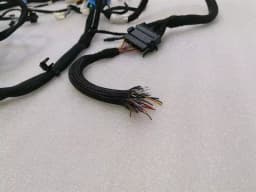 MERCEDES-BENZ Mercedes G-Wagen W463 Right Seat Wiring Loom A4638200231 Right Seat Wiring Harness — thumbnail 3