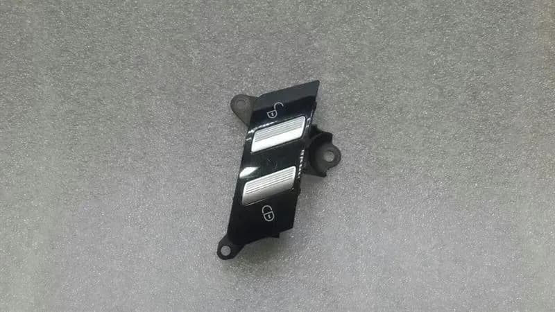 MERCEDES-BENZ Mercedes S-Class W221 Door Lock Switch A2218213151 Central Locking Switch.