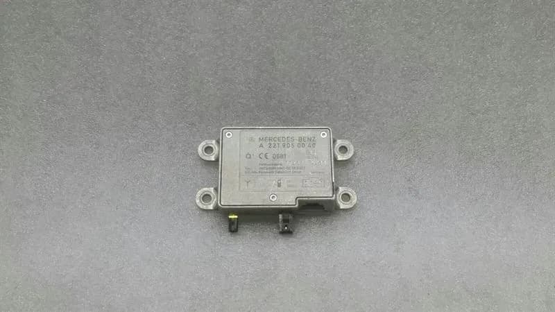 Mercedes S-class W221 aerial / antenna A2219050040 antenna