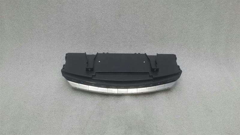 Mercedes S-Class W221 Auto Climate Control A2219055200 Climate Control Panel.