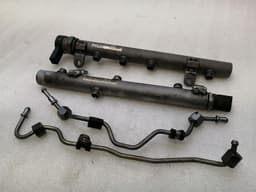 MERCEDES-BENZ MERCEDES CLS W218 FUEL RAIL A6420703395 FUEL INJECTION MOULDING PIPE DISTRIBUTOR KIT — thumbnail 3