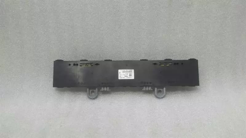 MERCEDES-BENZ Mercedes S-Class W221 Aerial / Antenna A2218207989 Antenna Amplifier