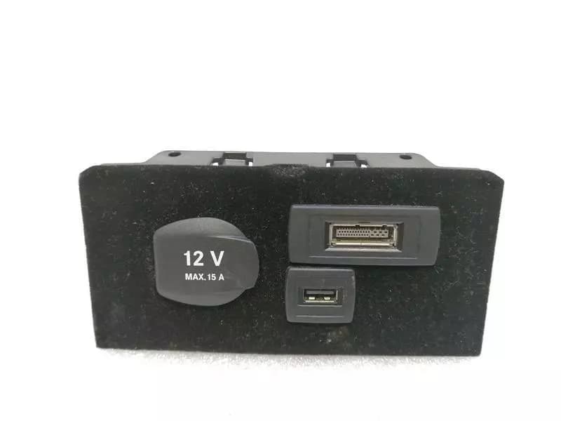 MERCEDES-BENZ Mercedes CLS W218 Control Unit A2188210311 USB AND IPOD INTERFACE