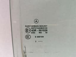MERCEDES-BENZ Mercedes CLS W218 right rear door glass A2187350210 door window rear right — thumbnail 6