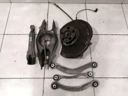 MERCEDES-BENZ Mercedes CLS W218 right rear hub set A2123502208 wheel bearing housing rear right — thumbnail 1