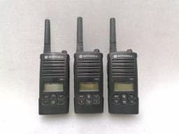 MERCEDES-BENZ MOTOROLA Control Unit P14XTA03A1AH Motorola Walkie Talkies SET OF 3 — thumbnail 1