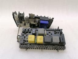 MERCEDES-BENZ Mercedes GLS 350D Fuse Box A2469060093 Fuse Box — thumbnail 1