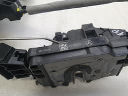 MERCEDES-BENZ Mercedes GLE W292 C292 Front Right Door Lock A0997208400 RIGHT HANDLE RHD — thumbnail 4