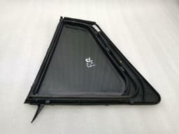 MERCEDES-BENZ Mercedes GLE W292 C292 RRH Quarter Glass A2927300455 Door Window 1/4 Rear Right — thumbnail 2