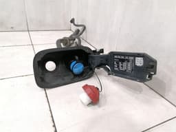 MERCEDES-BENZ Mercedes GLS X166 AD BLUE filler neck A1664703220 fill connector — thumbnail 2