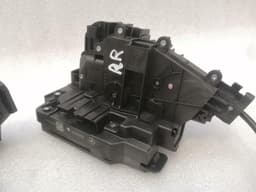 MERCEDES-BENZ Mercedes GLS X166 rear right door lock A0997301235 door lock rear right — thumbnail 6