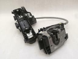 MERCEDES-BENZ Mercedes GLS X166 front left door lock A0997201335 door lock front left — thumbnail 6