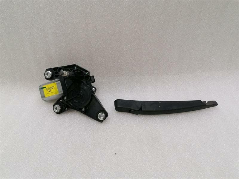Mercedes GLS X166 rear Wiper engine A2518200042 rear wiper engine