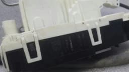 MERCEDES-BENZ Mercedes W166 rear right door lock A2047303635 door lock rear right HR — thumbnail 2