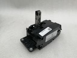 MASERATI MASERATI QUATTROPORTE VI M156 Gear selector 6700317430 RECHTSLENKER RHD — thumbnail 1