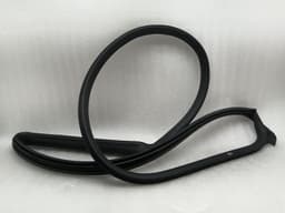 MASERATI MASERATI QUATTROPORTE VI M156 Front Right Door Seal 670030422 Door Seals Re — thumbnail 1