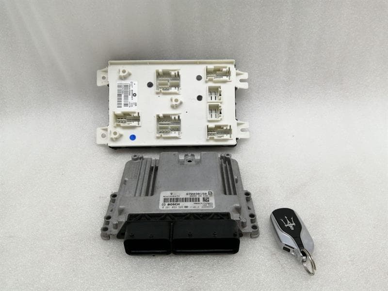 MASERATI Maserati Quattroporte VI M156 engine ECU 670038150B engine control unit diesel