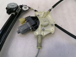 MASERATI MASERATI QUATTROPORTE VI M156 Left Door Winder 670103665 Rear Power Window L — thumbnail 9