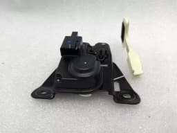 MASERATI Maserati Quattroporte VI M156 Boot Lock 670154980 Tailgate Lock — thumbnail 4