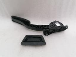 MASERATI MASERATI QUATTROPORTE VI M156 Gas pedal (electrical) 04861715AE Gaspedal — thumbnail 9