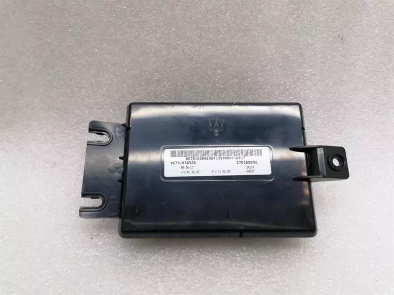 MASERATI MASERATI QUATTROPORTE VI M156 A/C Module 670103692 Control Unit Air Conditioning