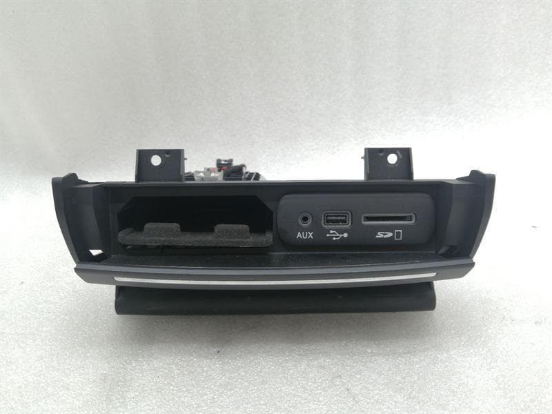MASERATI MASERATI QUATTROPORTE VI M156 Ashtray + Medium 670066823 RHD RIGHT HANDLEBAR