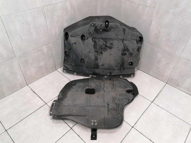MASERATI Maserati Quattroporte VI M156 Undertray Set 670030777 Underbody Trim Set