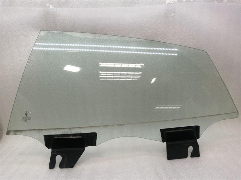 MASERATI MASERATI QUATTROPORTE VI M156 Left Rear Door Glass 670038131 Türscheibe hinten L