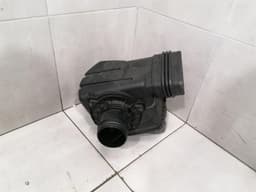MASERATI MASERATI QUATTROPORTE VI M156 Airbox 670004602 Luftfilterkast — thumbnail 2