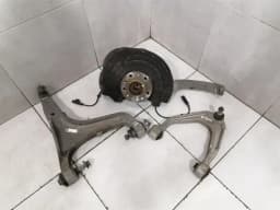 MASERATI MASERATI QUATTROPORTE VI M156 Right Front Hub 670039101 Radlagergehäus — thumbnail 1