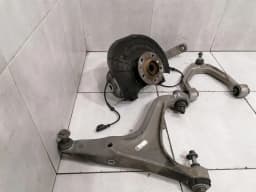 MASERATI MASERATI QUATTROPORTE VI M156 Right Front Hub 670039101 Radlagergehäus — thumbnail 3