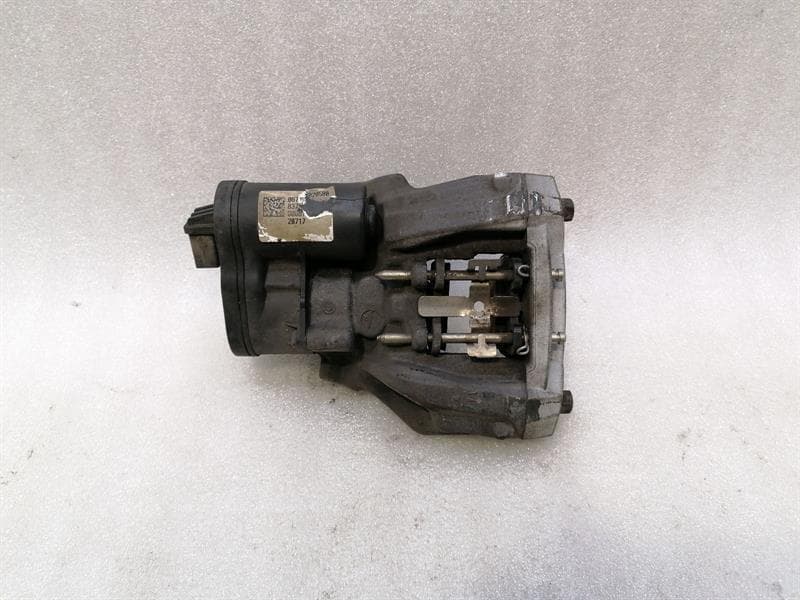 MASERATI Maserati Quattroporte VI M156 Park Brake Engine 673006241 Parking Brake Motor Right
